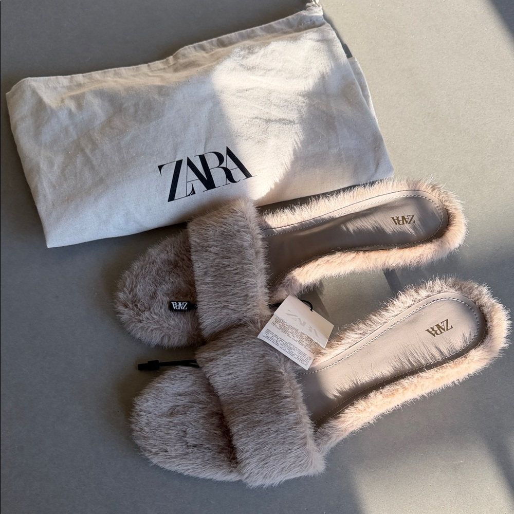 Zara Plush Faux-Fur Slide Sandals in Light Taupe
